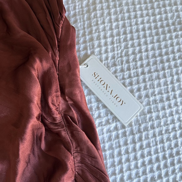 Shona Joy Thalia Gathered Square Neck Midi Dress - Picture 9 of 13